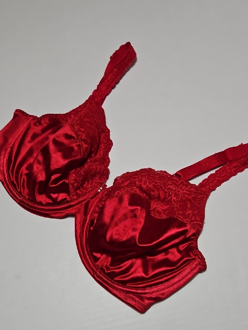 JMS Red Satin Lace Underwire Padded Bra Size 40D